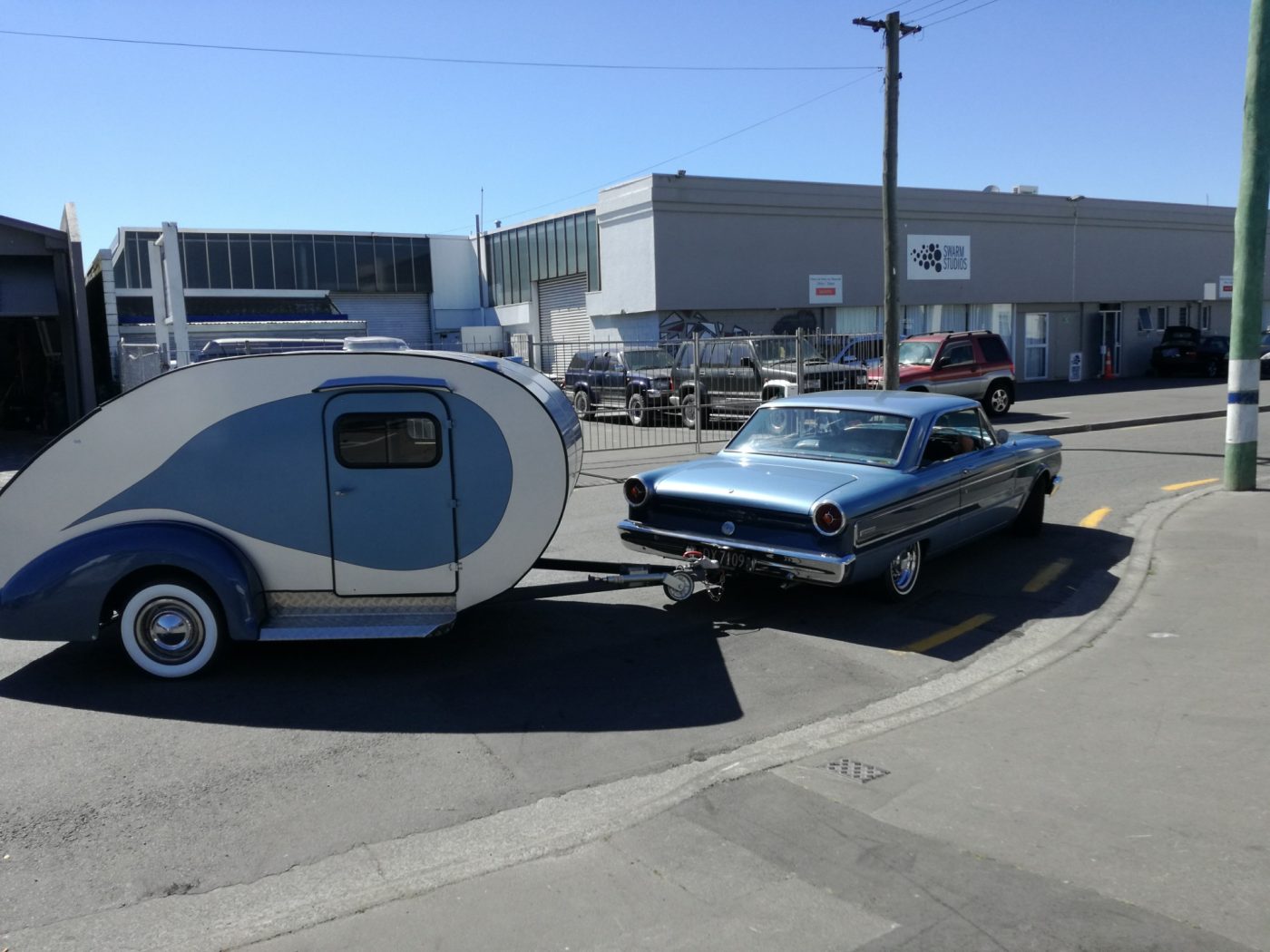 Teardrop Customwidth Whitewalls