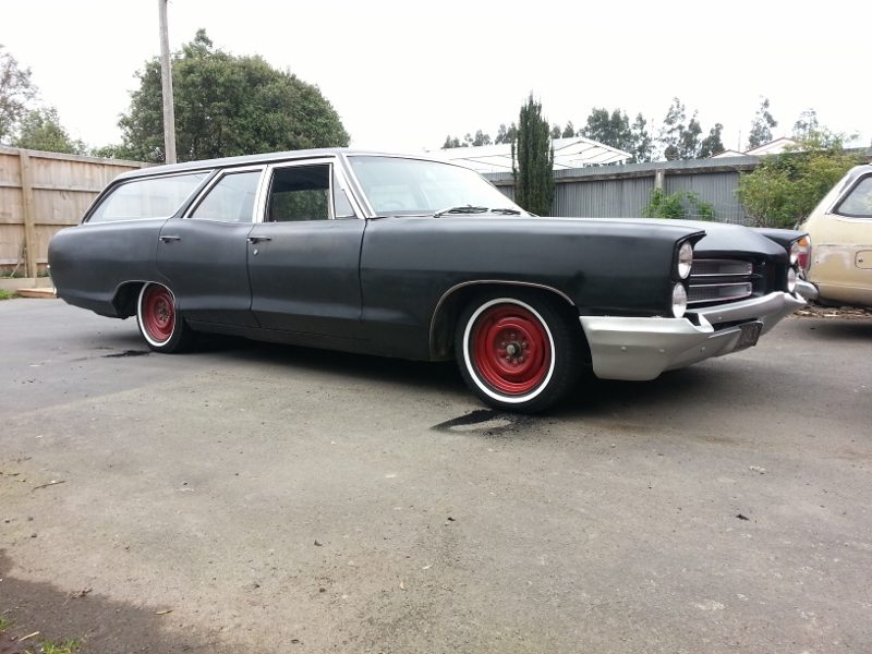 Pontiac Safari Wagon 19mm Whitwalls