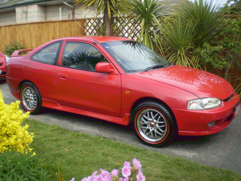 Mitsubishi Mirage 9mm Redwalls