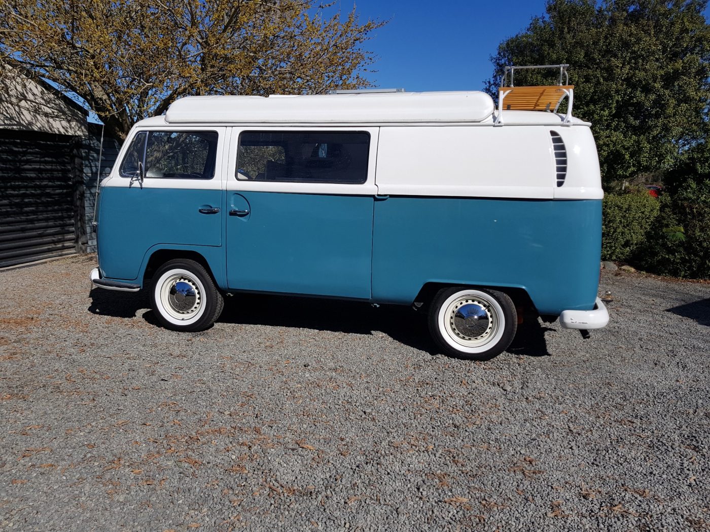 Volkswagen Kombi Customwidth Whitewalls