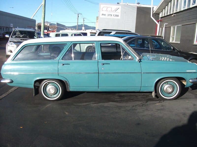 Holden EH Wagon 27mm Whitewalls