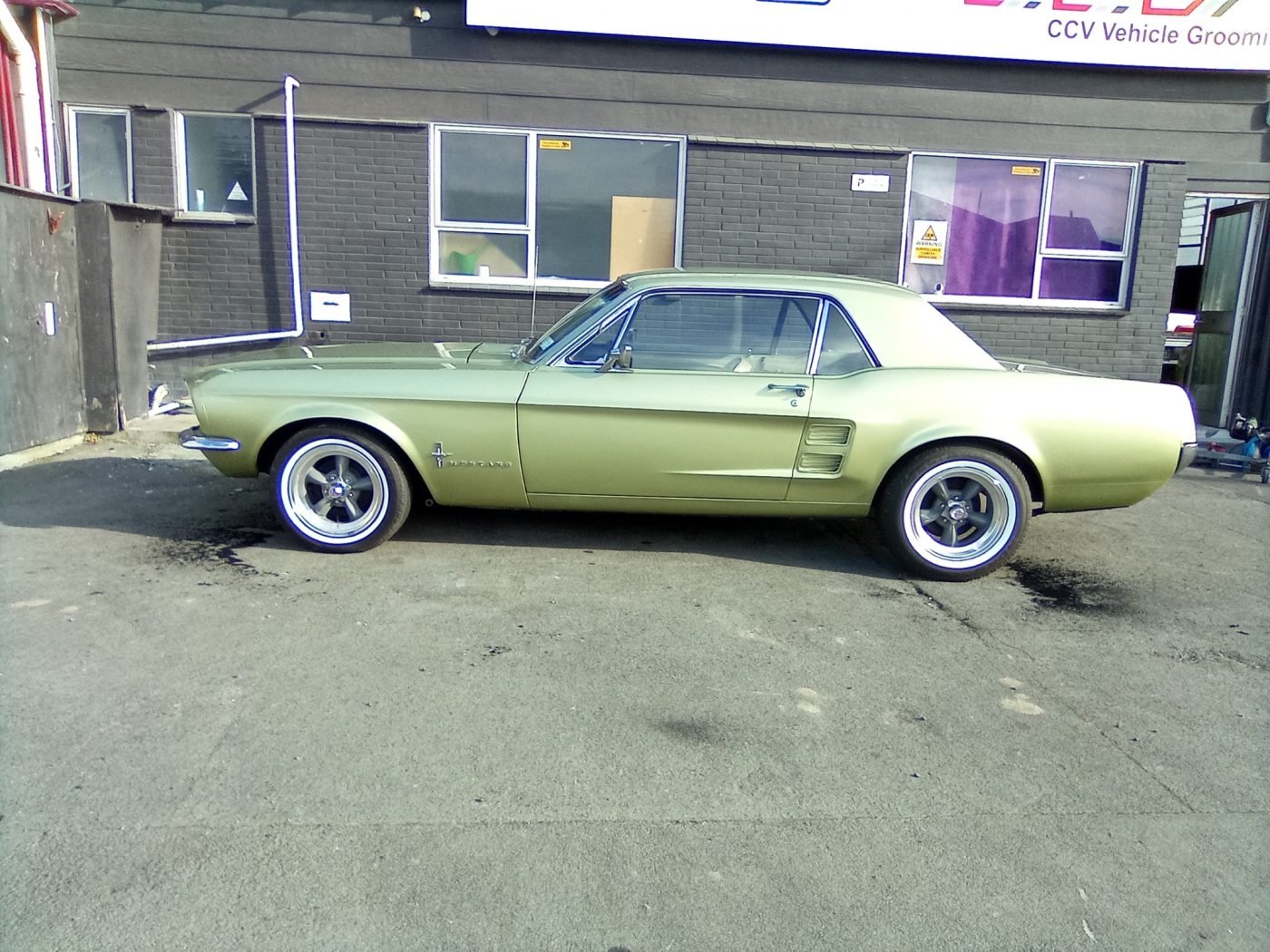 Ford Mustang 19mm Whitewalls