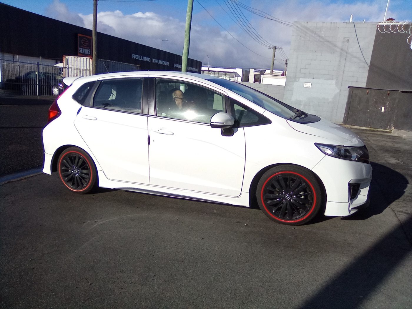 Honda Jazz 9mm Redwalls