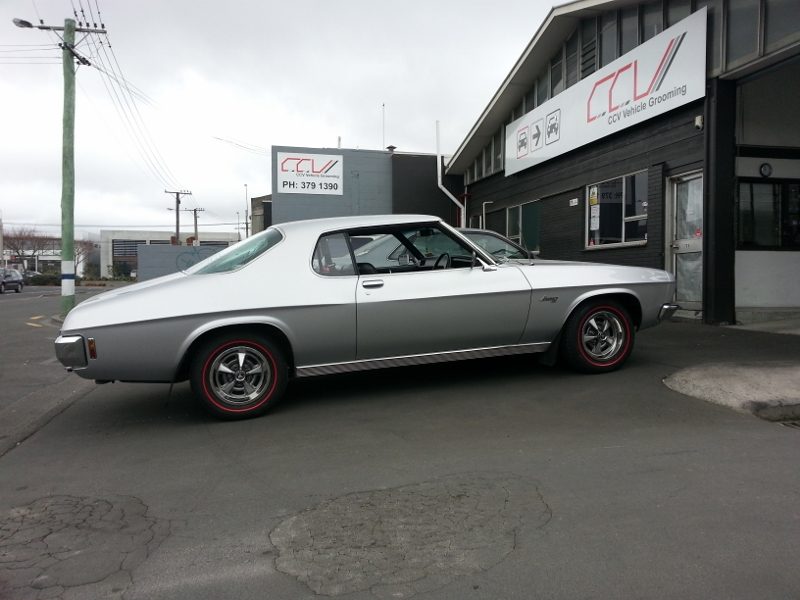 Holden HQ Monaro 9mm Redwalls