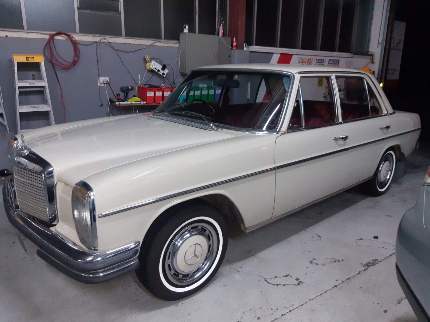 Mercedes Benz 13mm Whitewalls