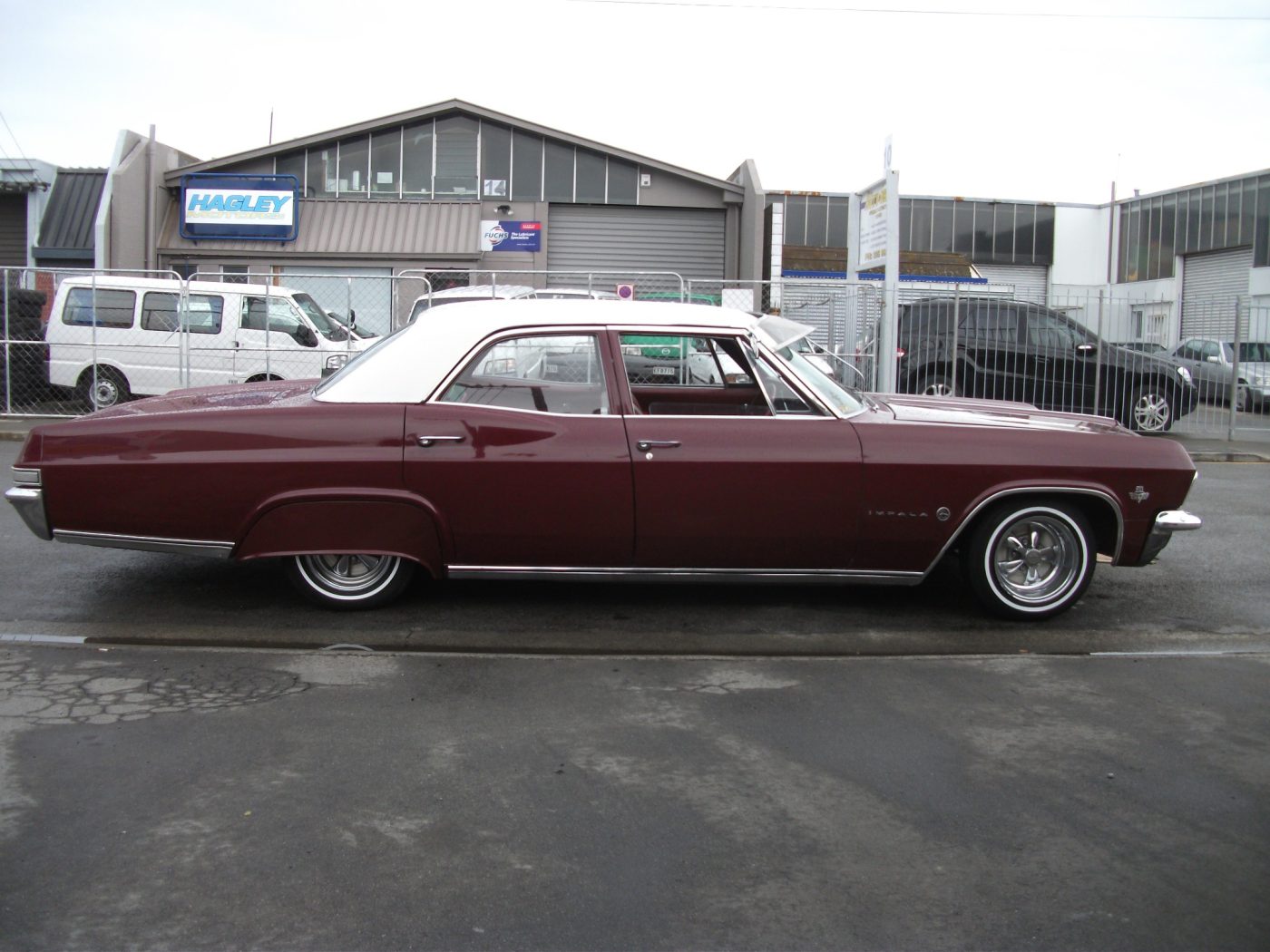 Chevrolet Impala 19mm Whitewalls
