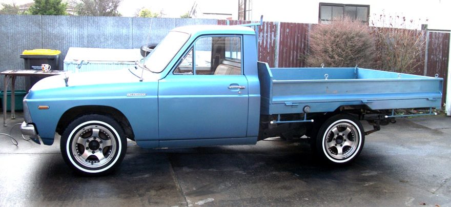 Mazda B1600 19mm Whitewalls