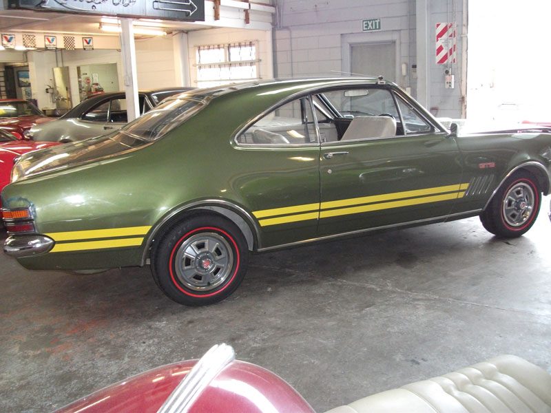 Holden Monaro GTS 9mm Redwalls