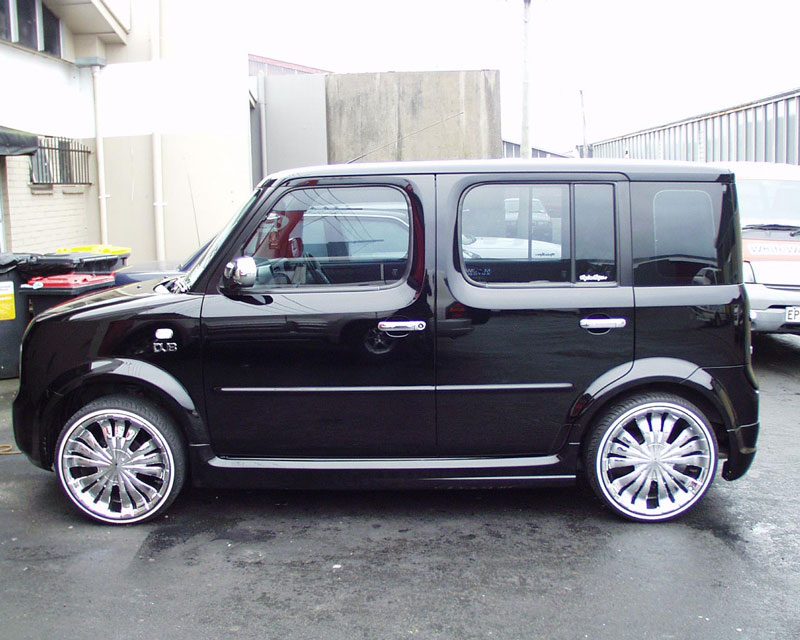 Nissan Cube 13mm Whitewalls